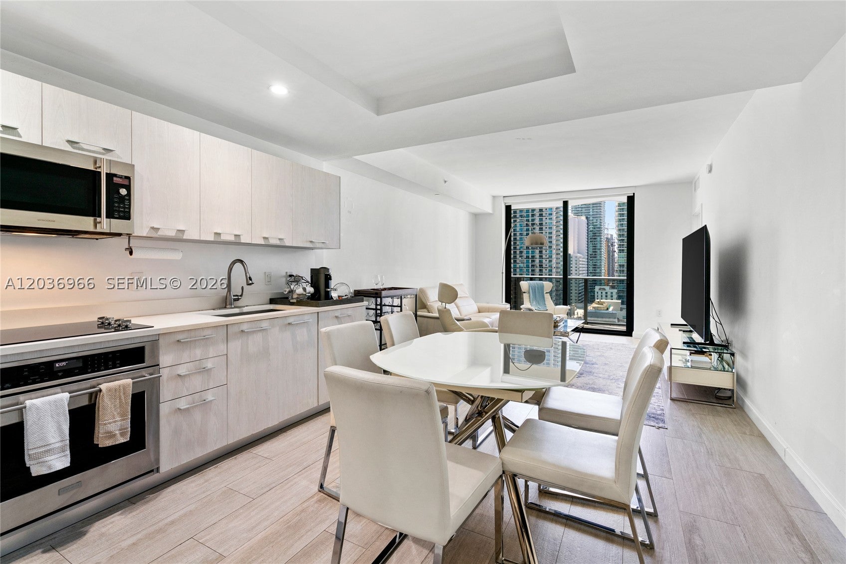 55 SW 9th St 1904