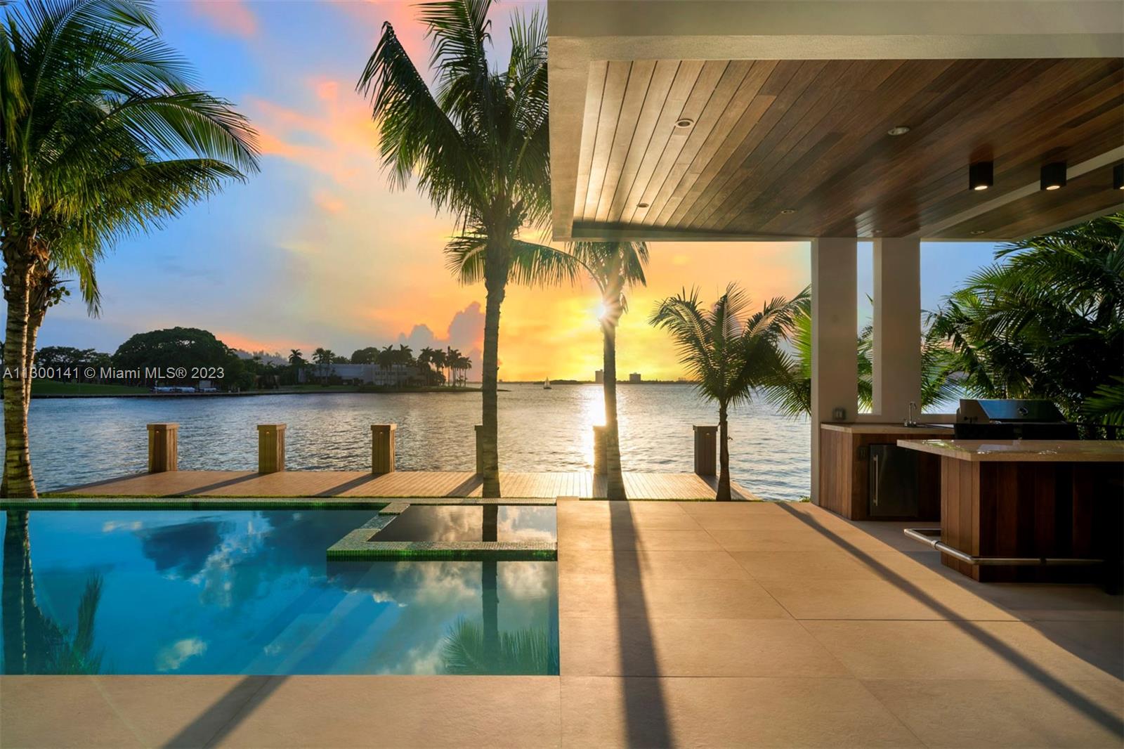 BAY HARBOR ISLAND - Residential