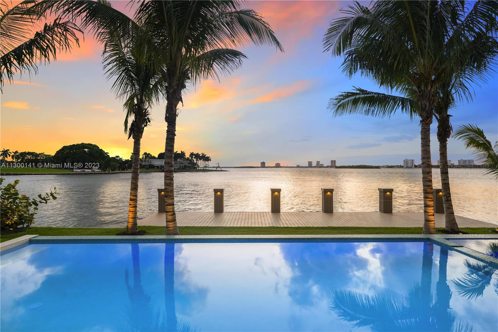 BAY HARBOR ISLAND - Residential