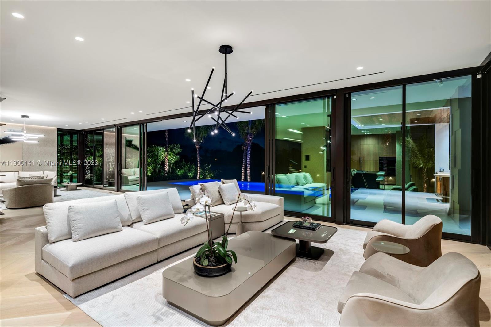 BAY HARBOR ISLAND - Residential