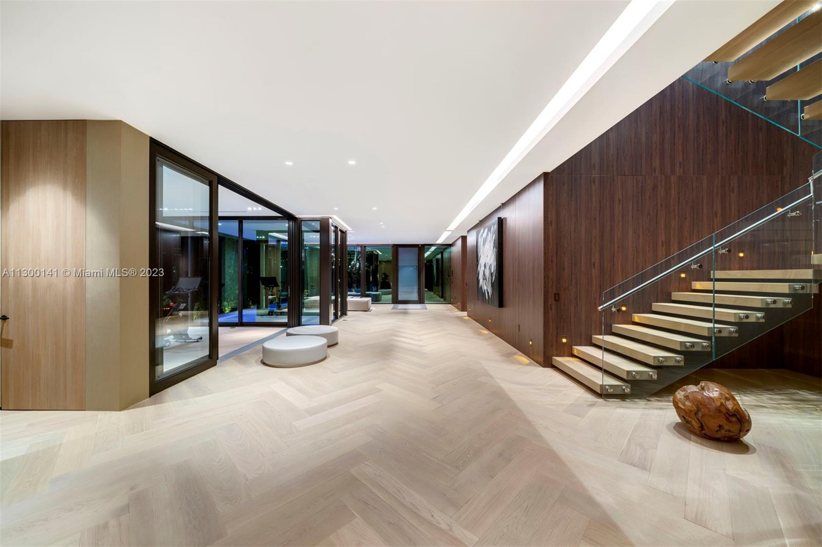 BAY HARBOR ISLAND - Residential