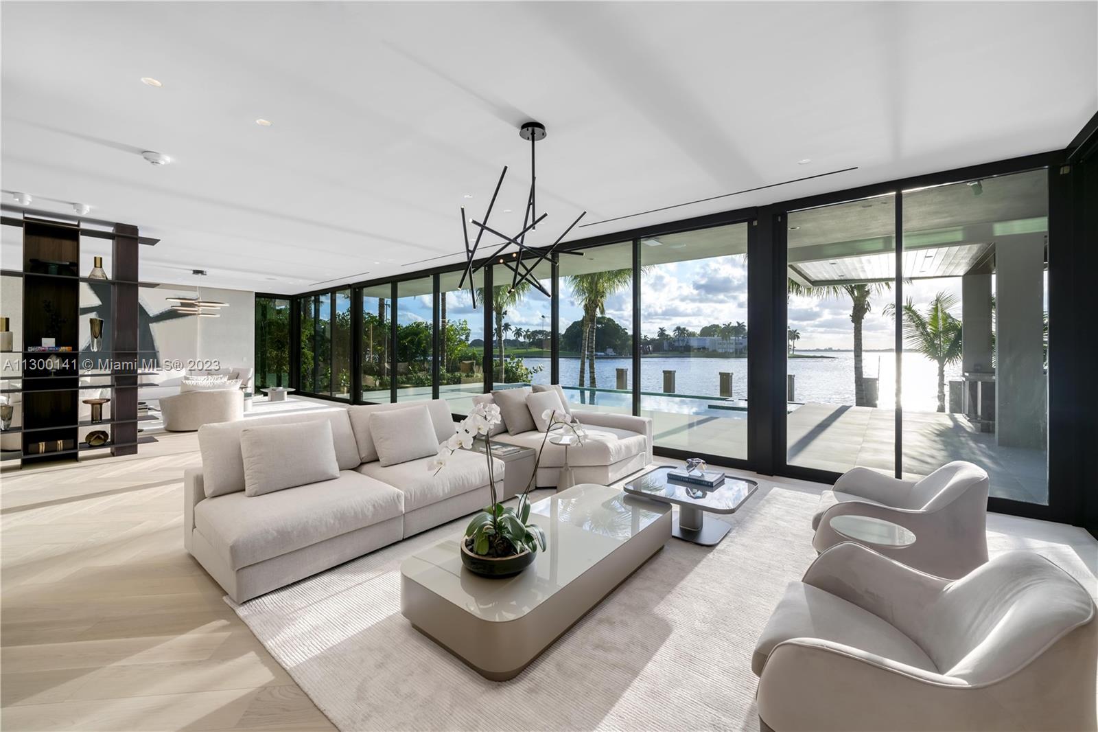 BAY HARBOR ISLAND - Residential