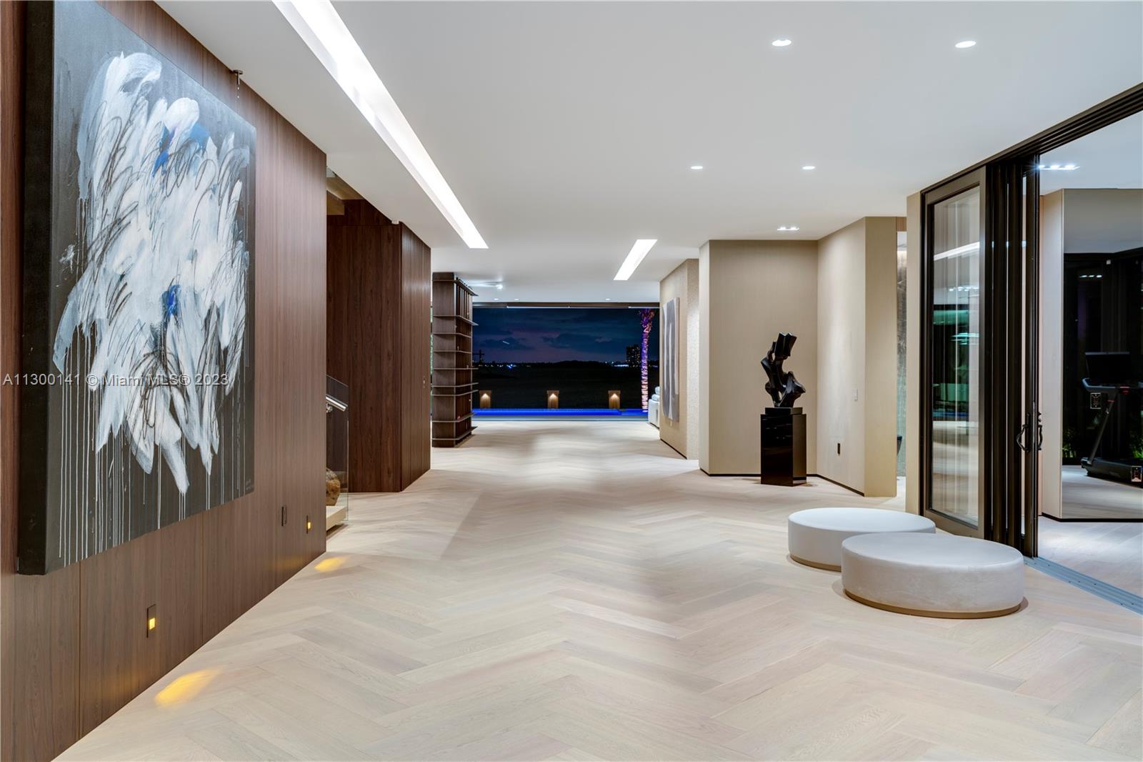 BAY HARBOR ISLAND - Residential