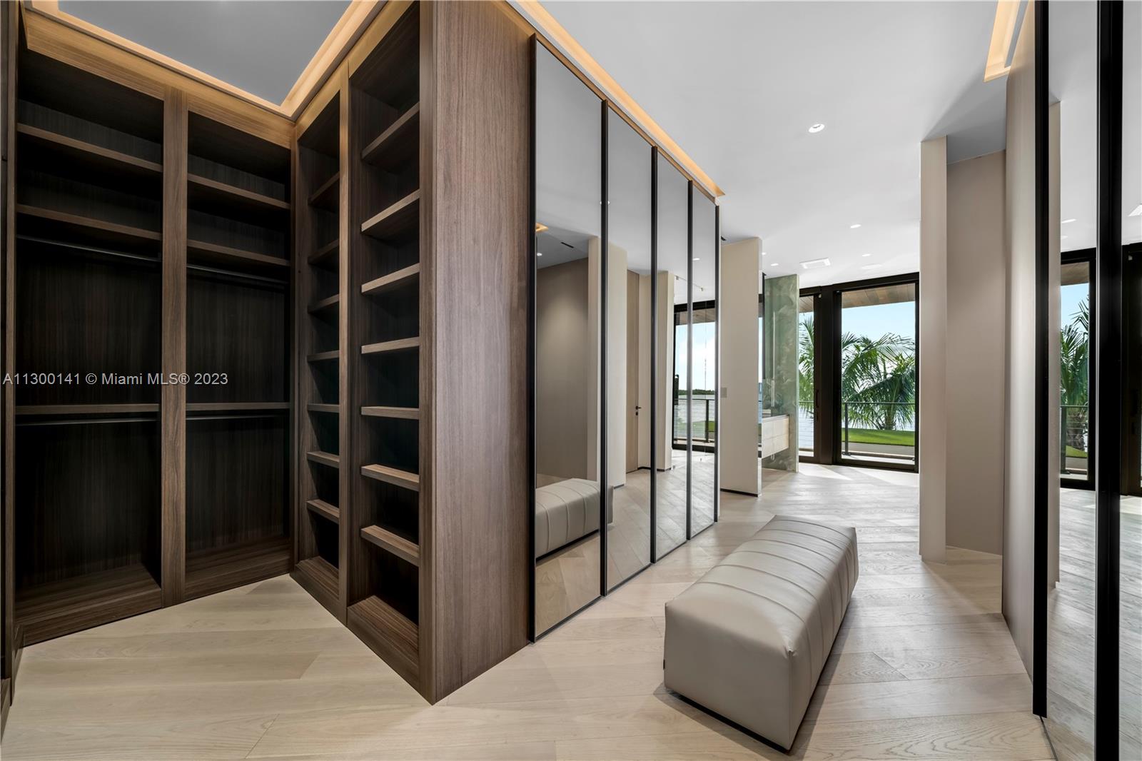 BAY HARBOR ISLAND - Residential