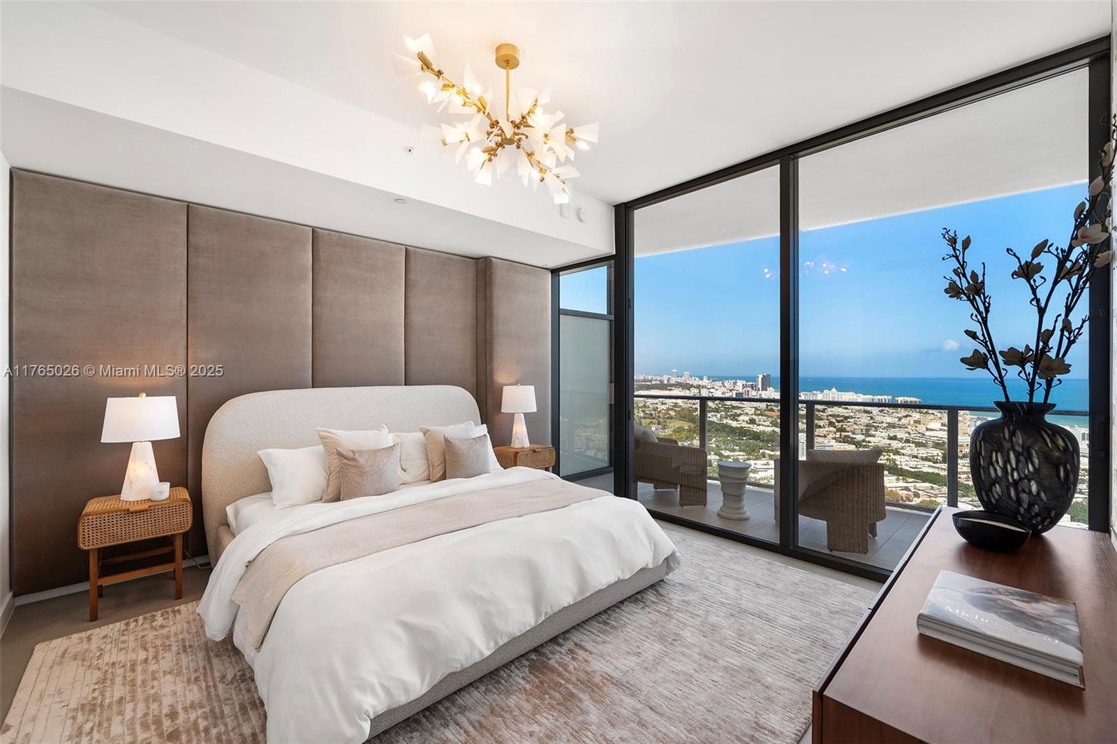 FIVE PARK - Residential