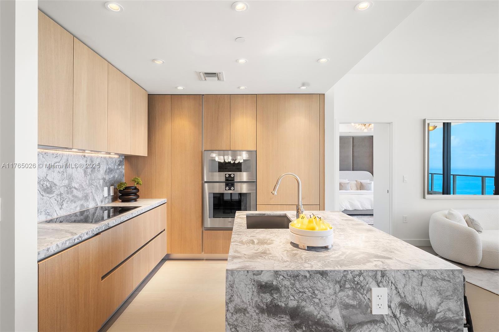 FIVE PARK - Residential