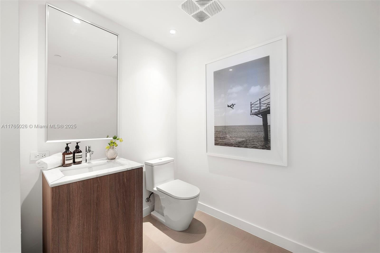 FIVE PARK - Residential