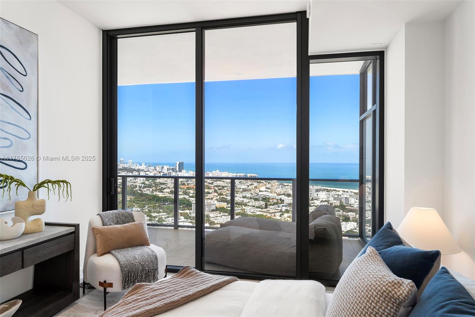 FIVE PARK - Residential