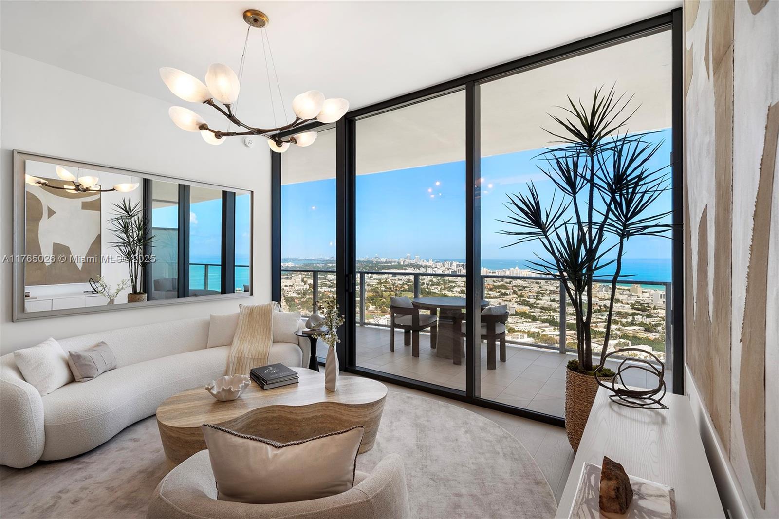 FIVE PARK - Residential