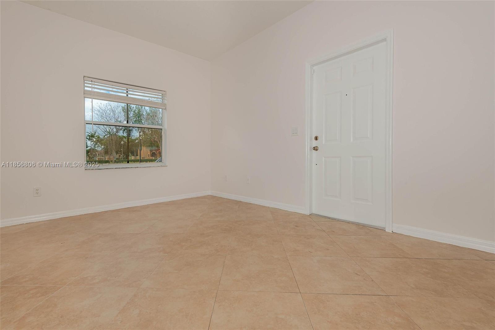 THUNDERBIRD PARK - Residential