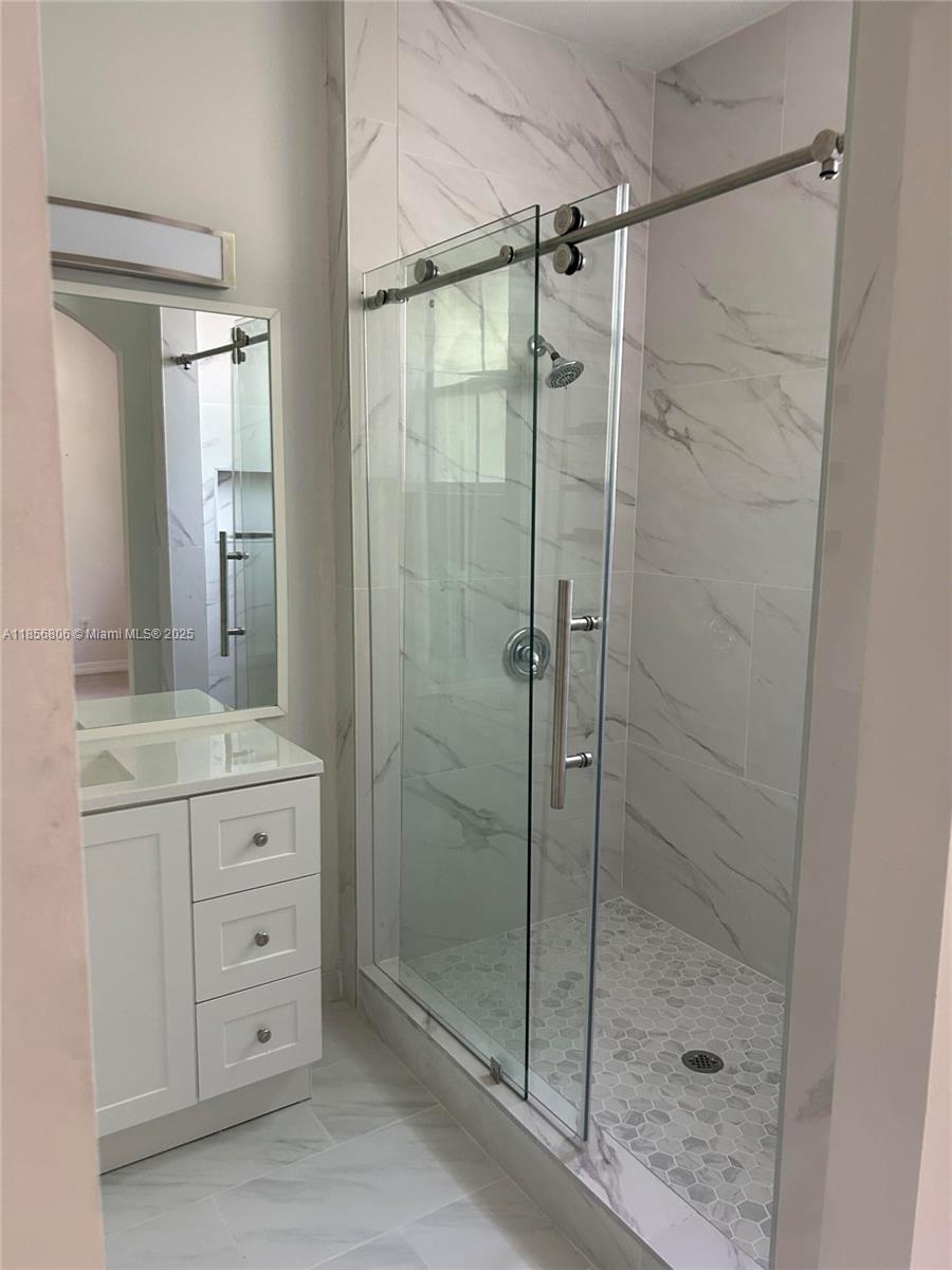 THUNDERBIRD PARK - Residential