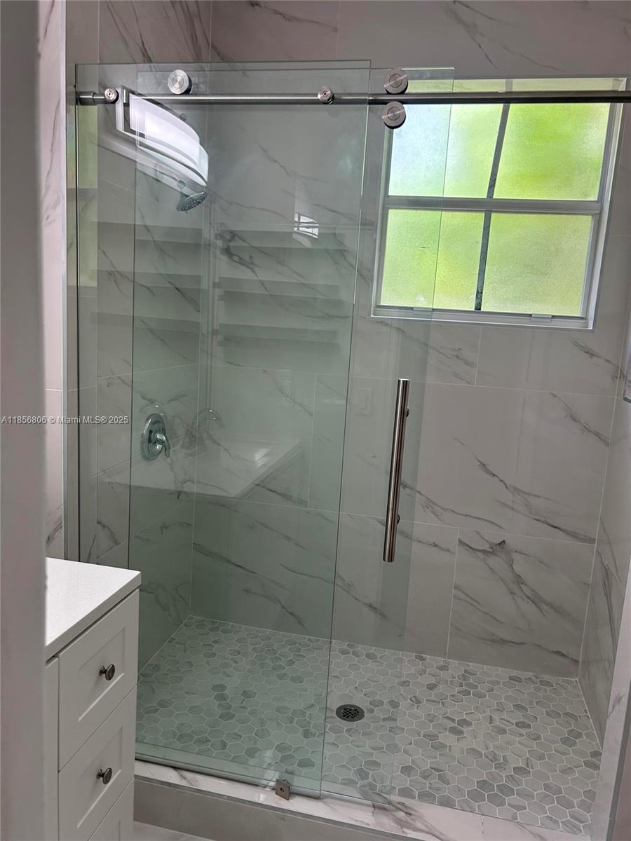 THUNDERBIRD PARK - Residential