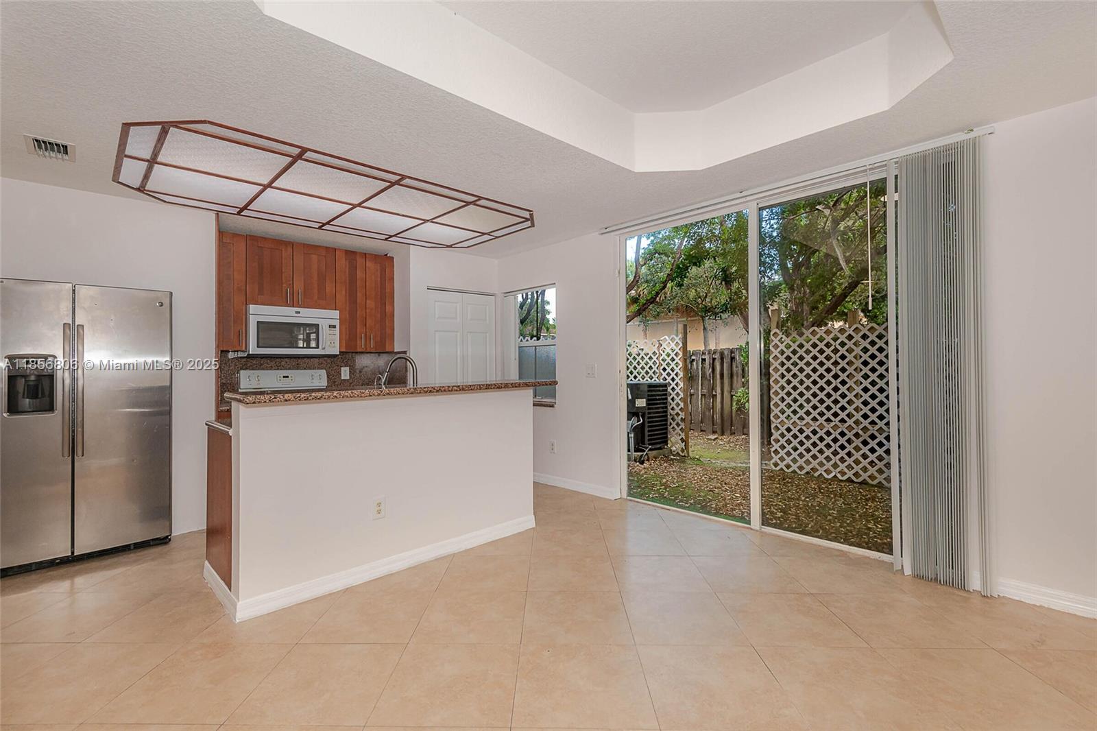 4958 White Mangrove Way E 401