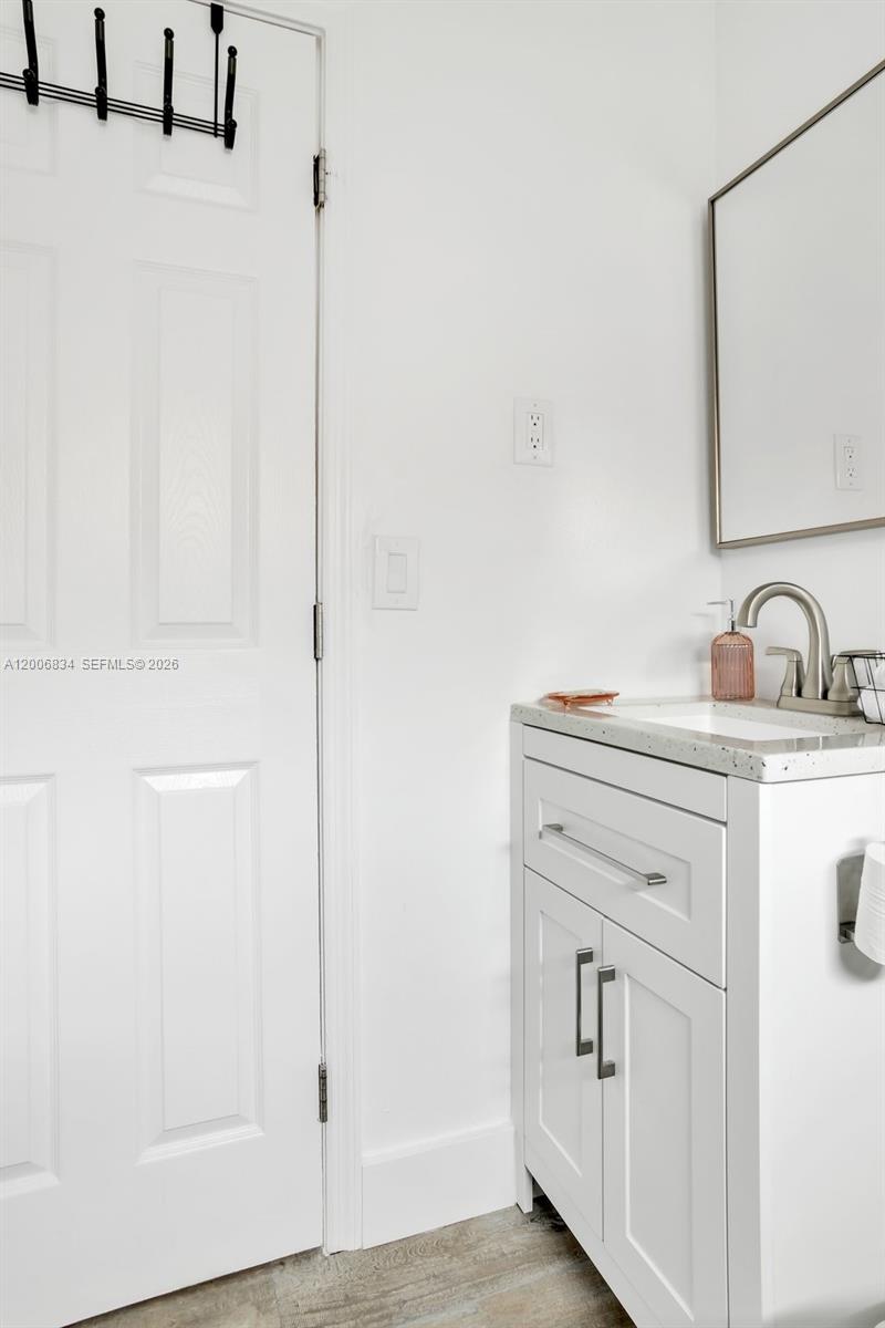 OAKLAND PARK SECOND ADD - Residential