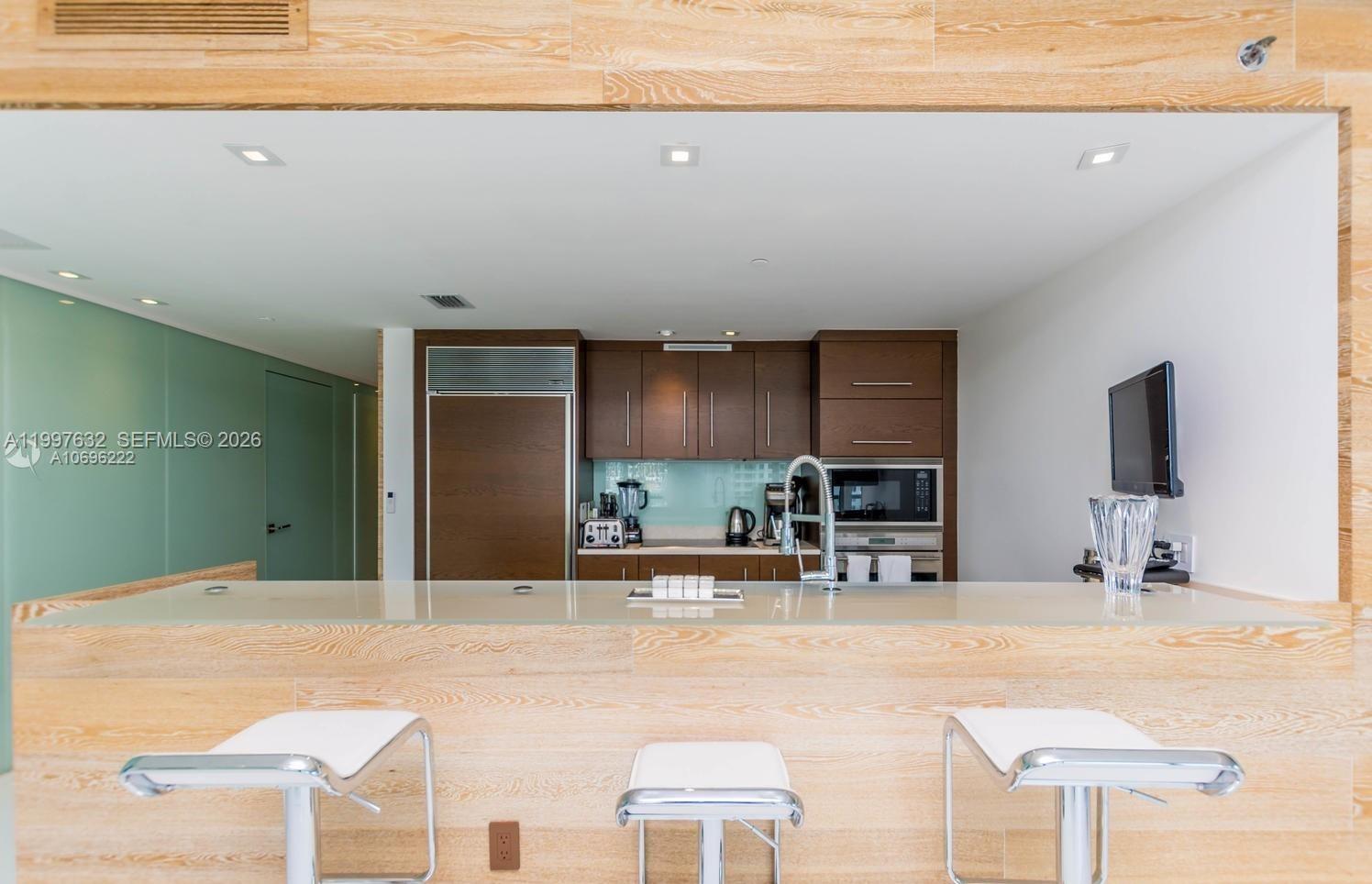 ICONBRICKELL CONDO NO 1 - Residential