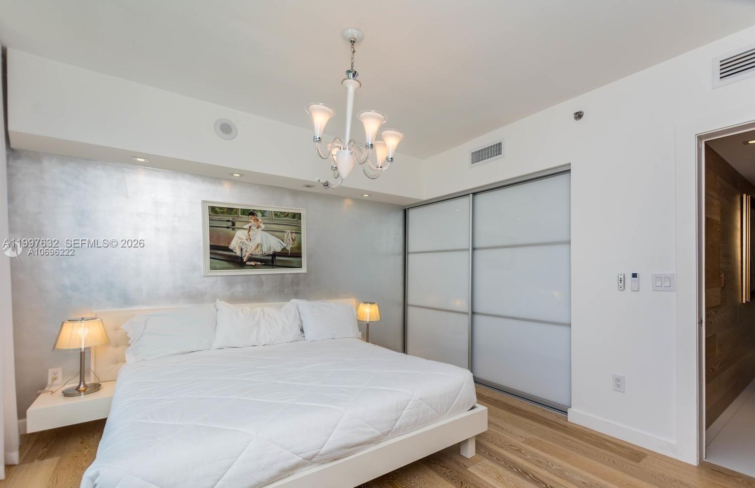 ICONBRICKELL CONDO NO 1 - Residential