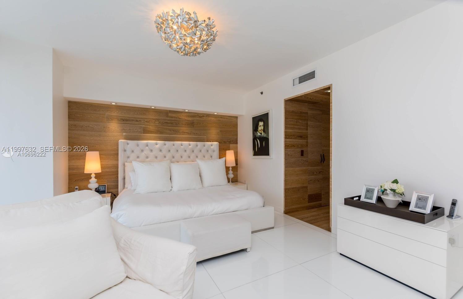 ICONBRICKELL CONDO NO 1 - Residential