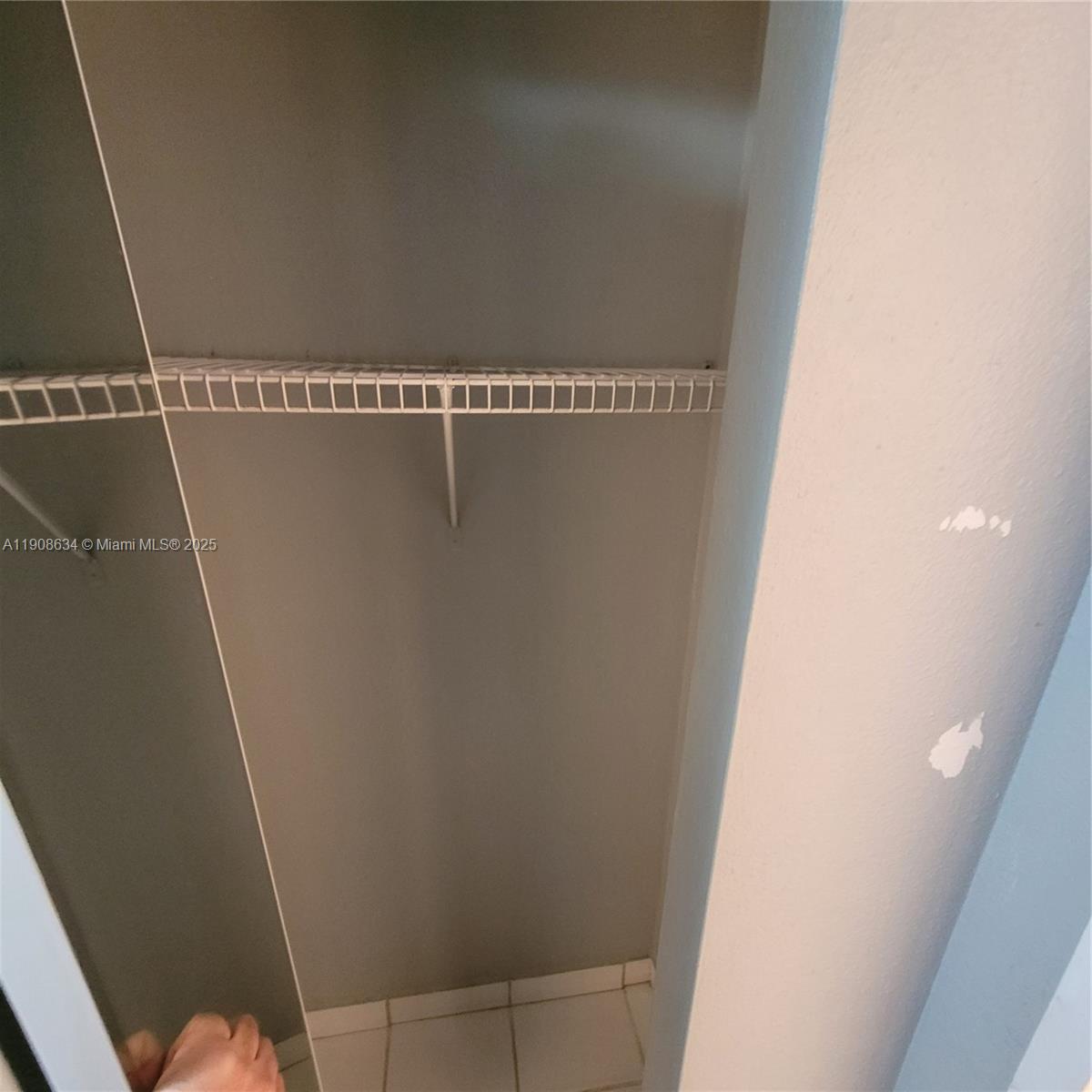 CONDADO REAL CONDO - Residential Lease