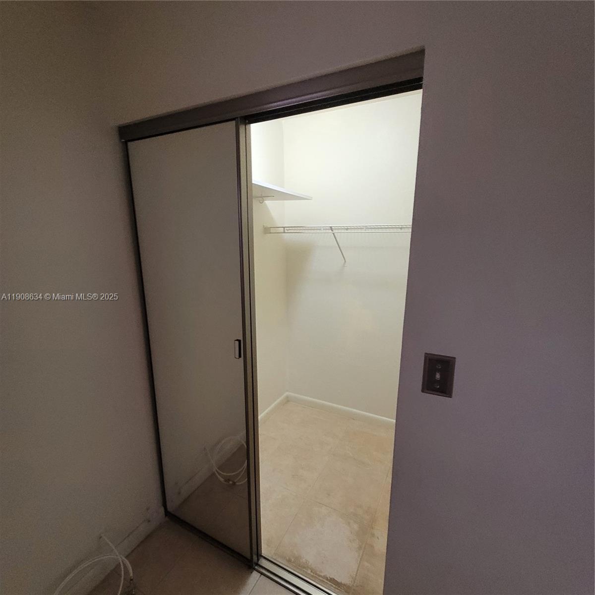 CONDADO REAL CONDO - Residential Lease