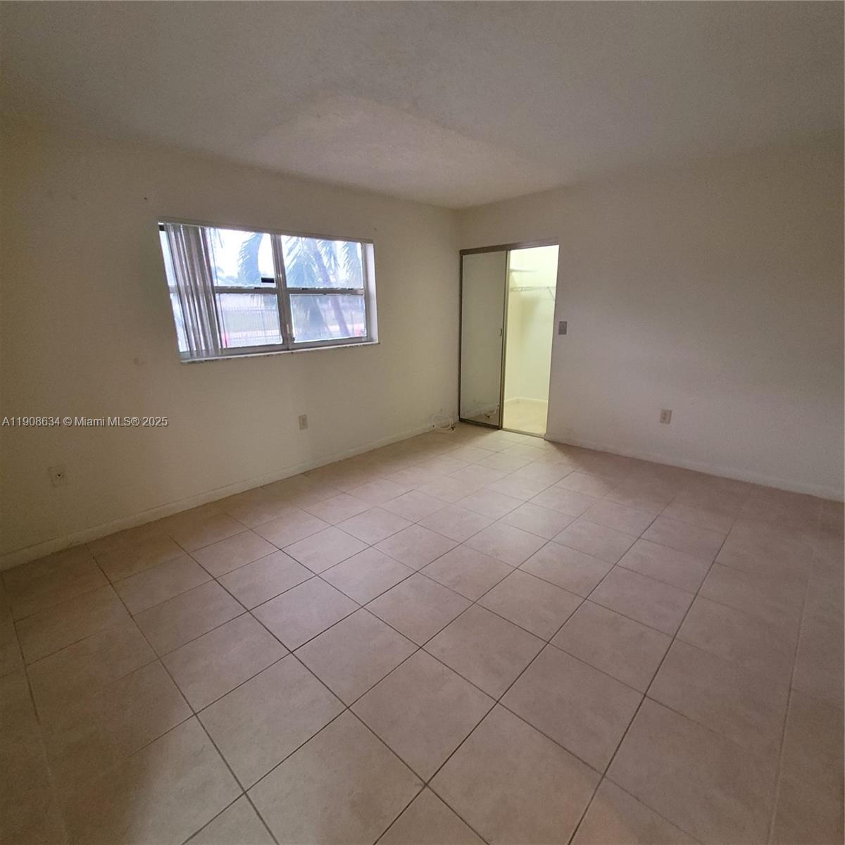 CONDADO REAL CONDO - Residential Lease