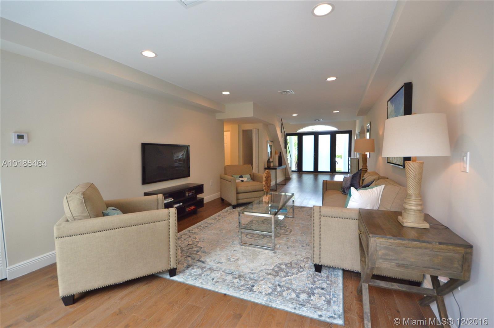 Tamiami Place Plan 03 - Residential Lease