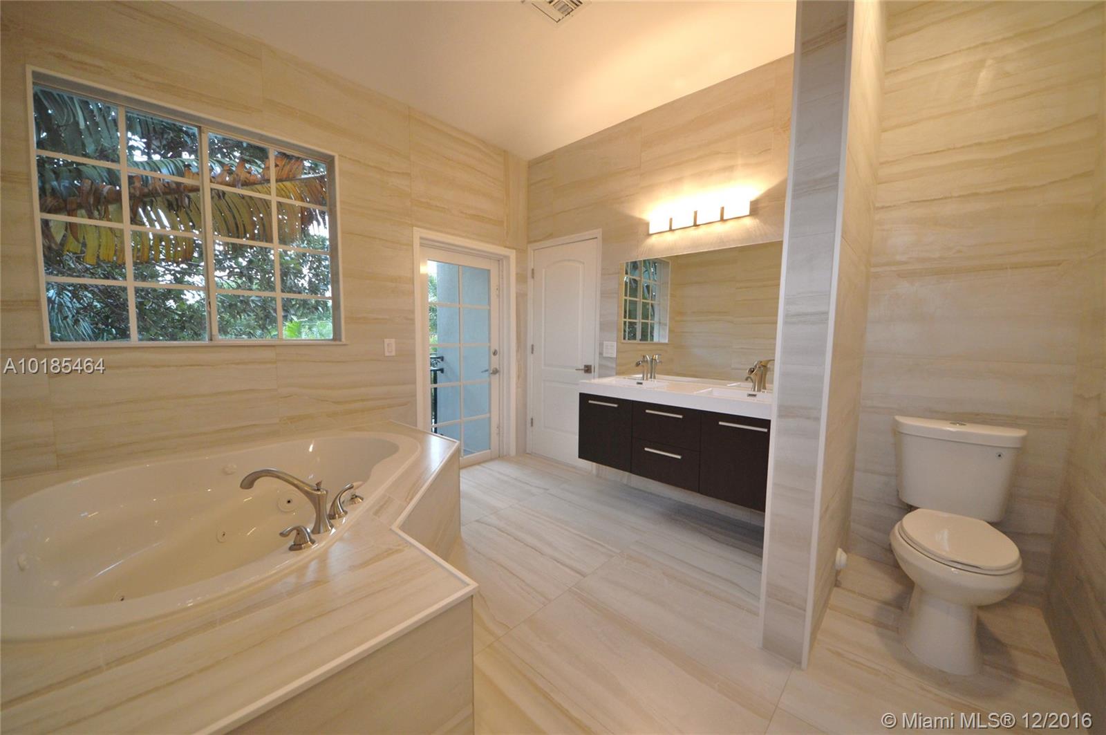 Tamiami Place Plan 03 - Residential Lease