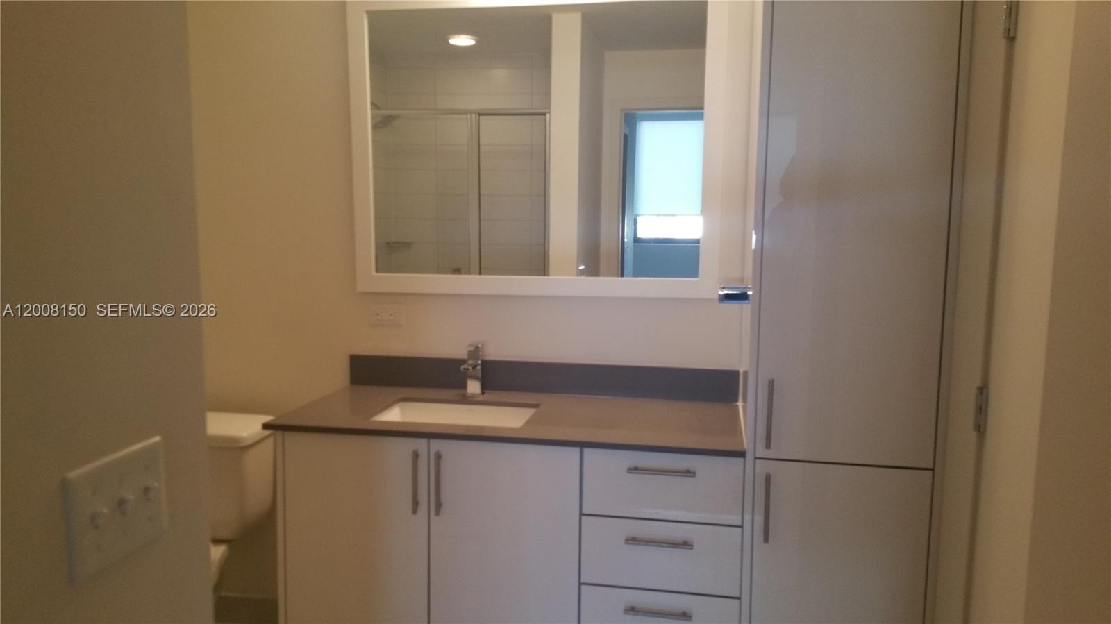 999 SW 1st Ave 2708