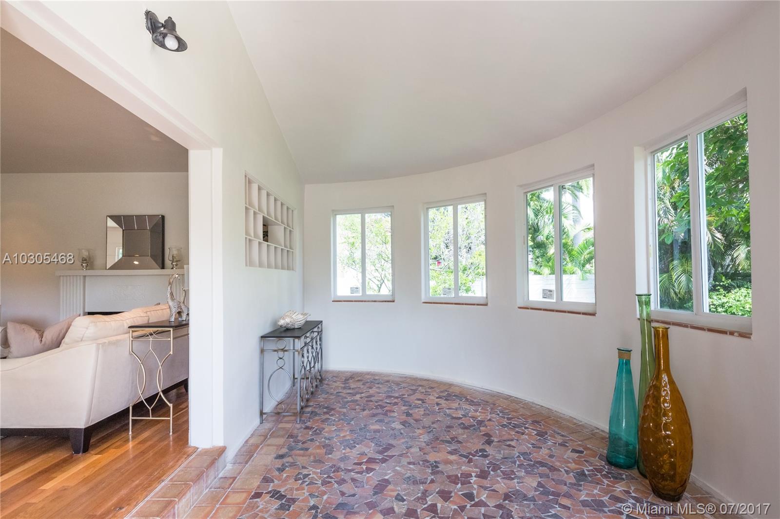 PARKWAY - Residential