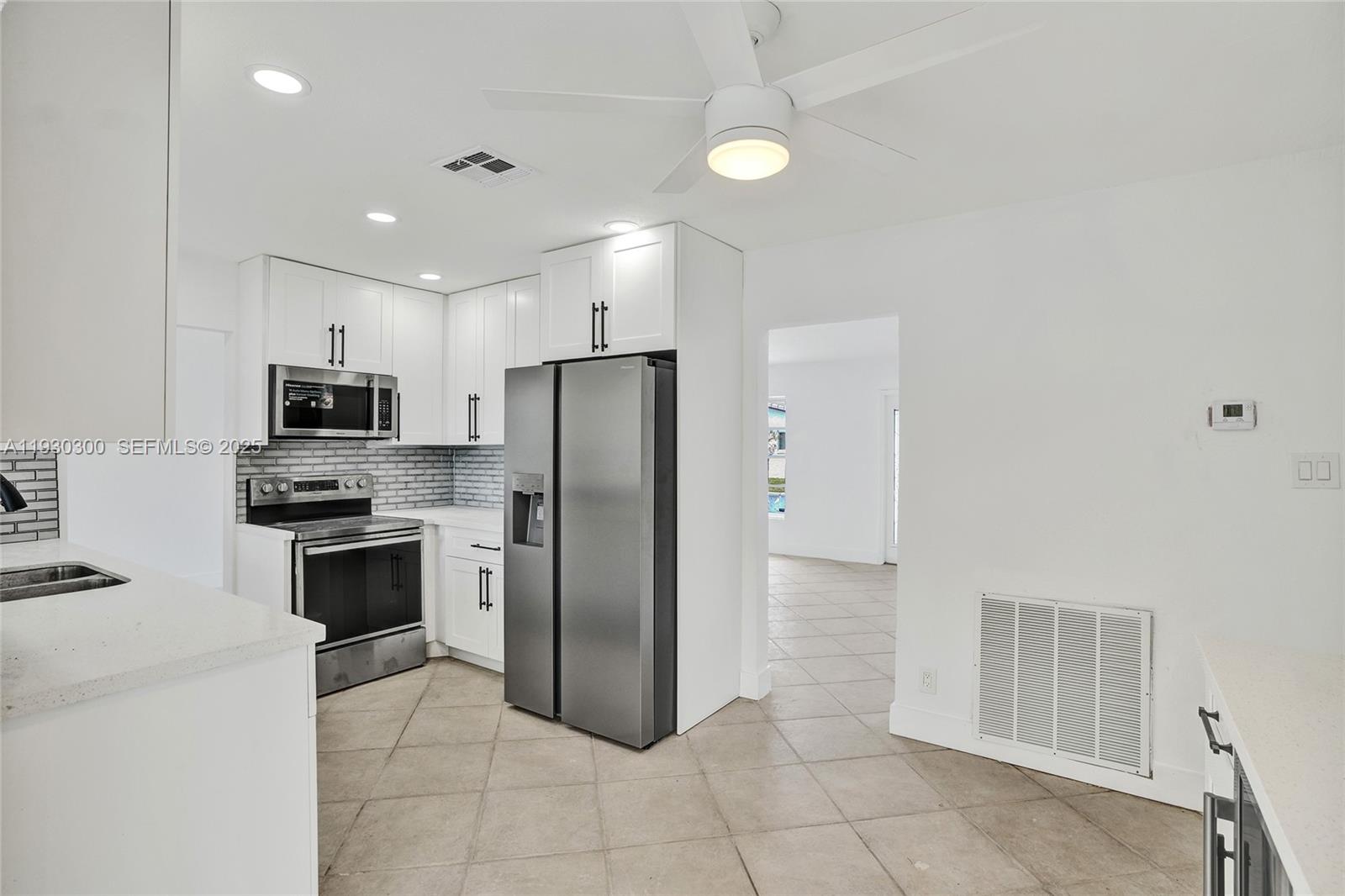 MAINLANDS OF TAMARAC LAKE - Residential