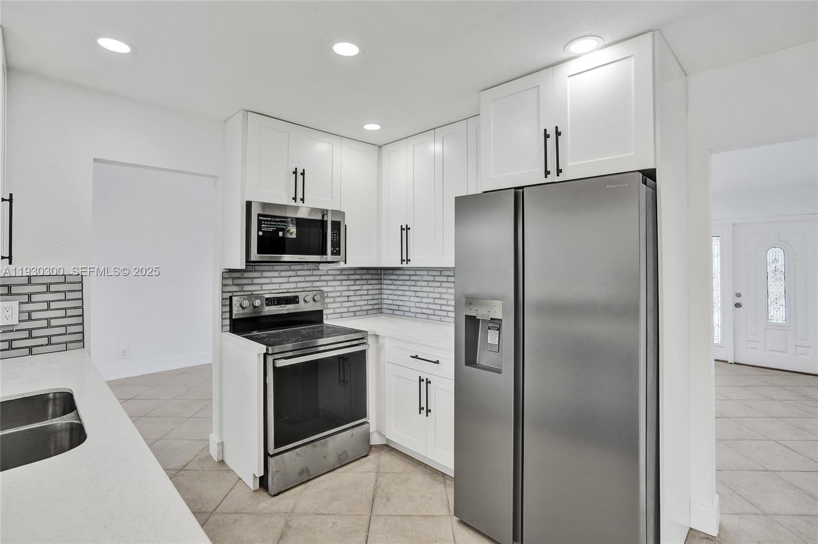 MAINLANDS OF TAMARAC LAKE - Residential