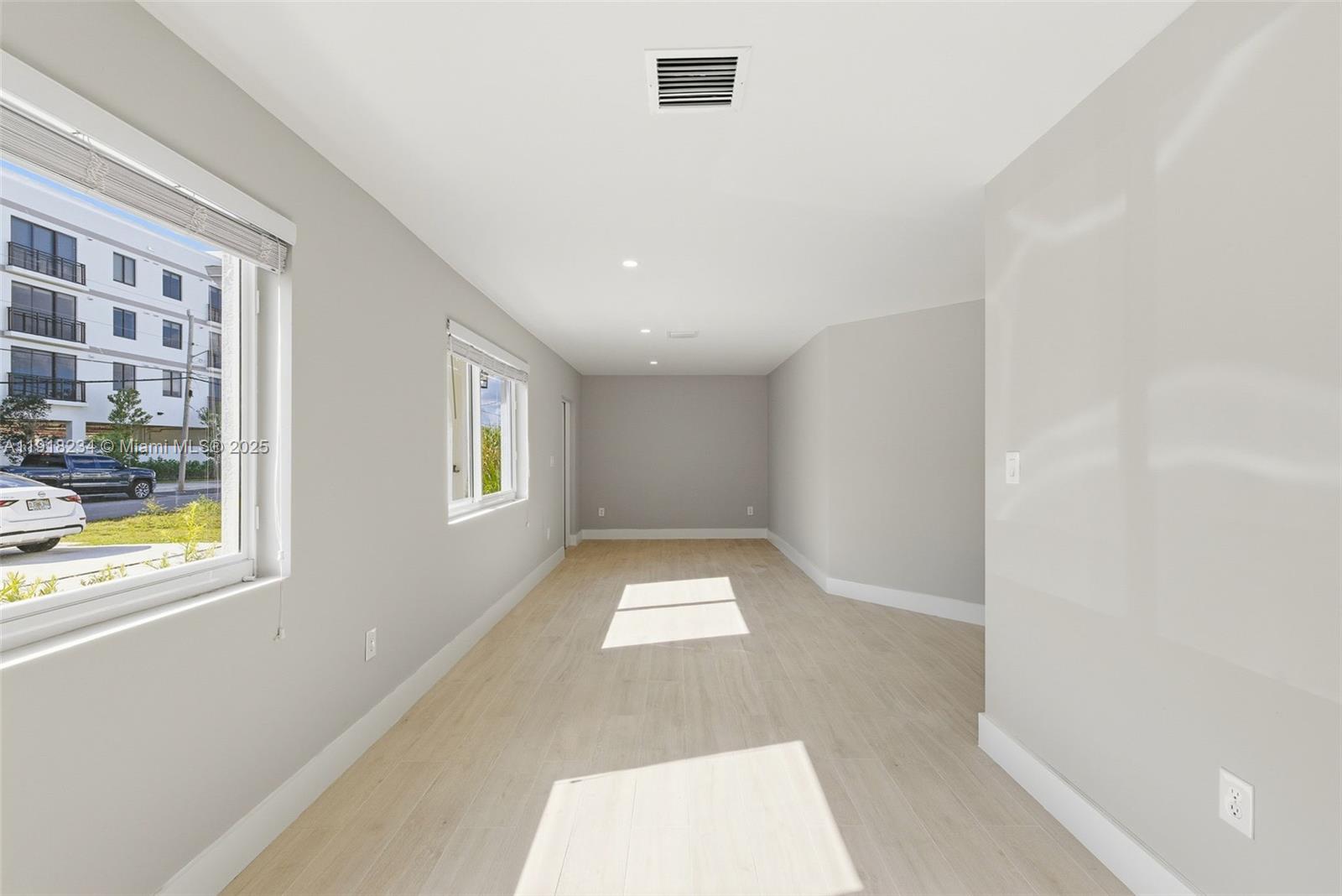 SYMMES-SHARMAN TRACT - Residential Lease