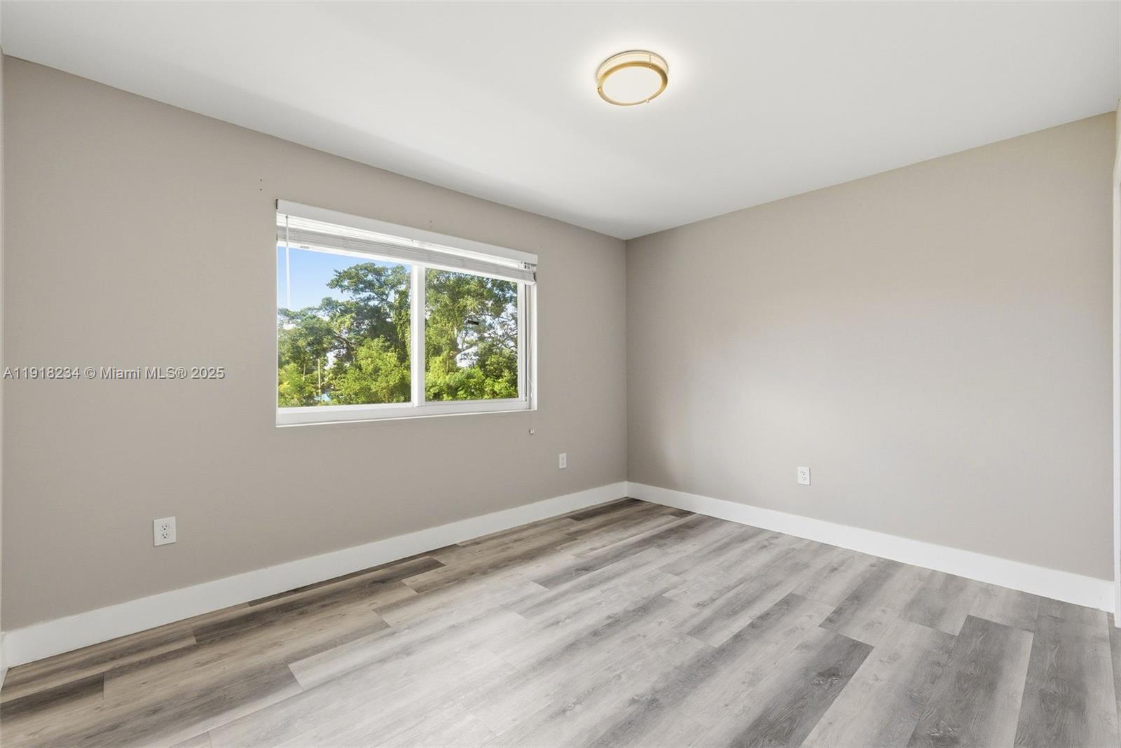 SYMMES-SHARMAN TRACT - Residential Lease