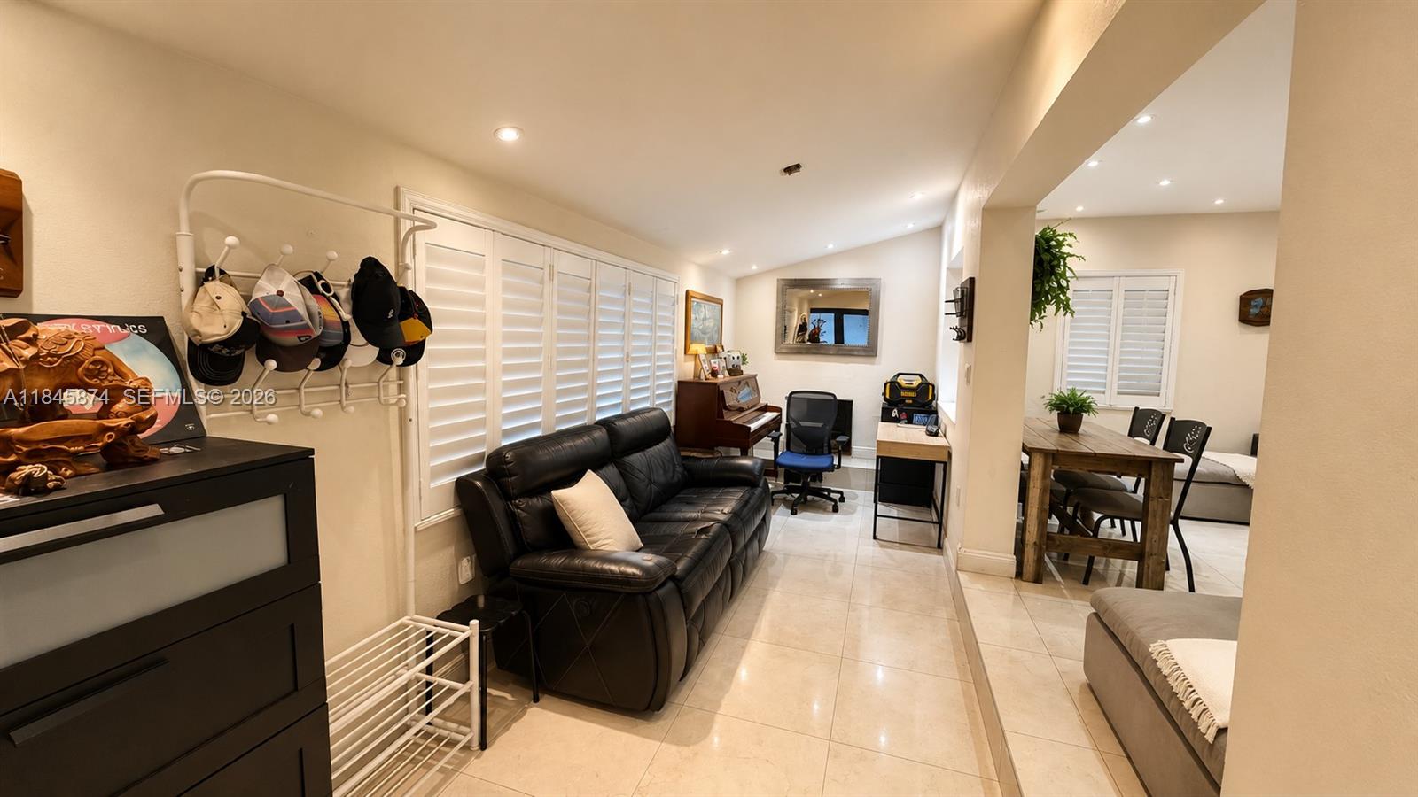 117 W 34th St