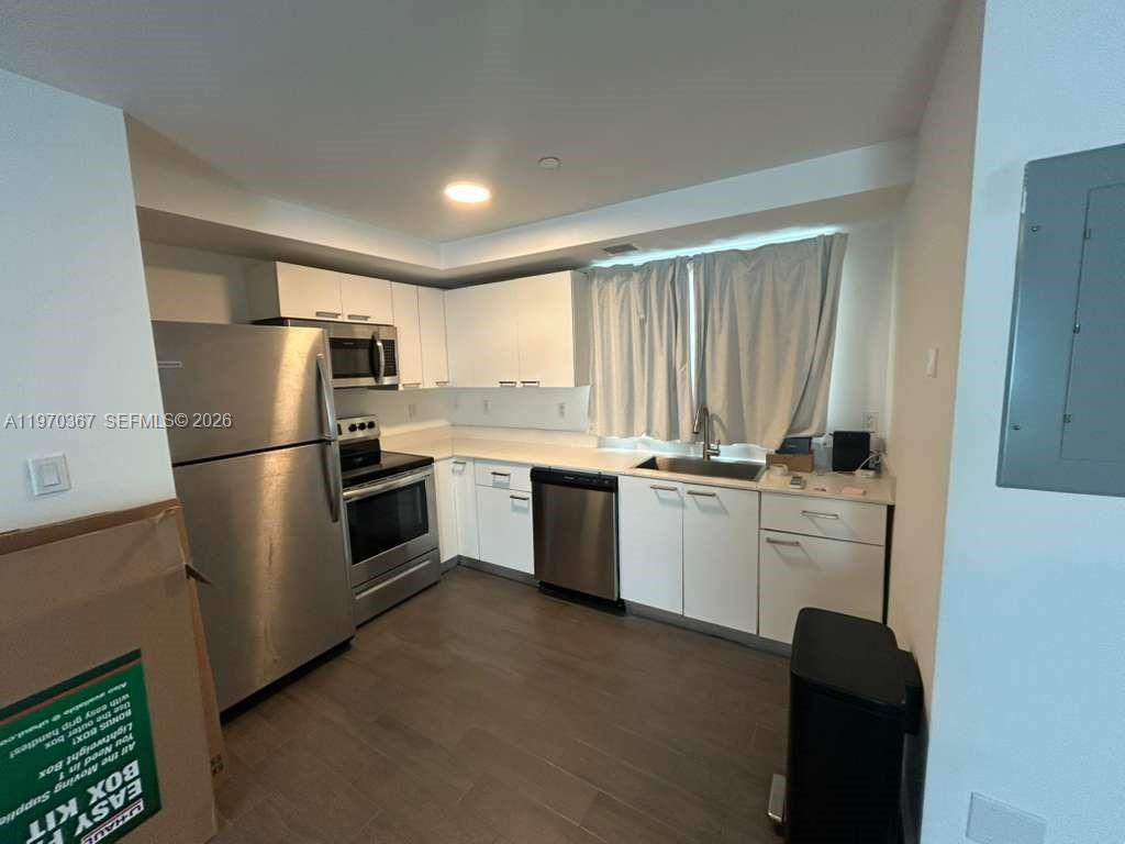 LINCOLN SUB - Residential Lease