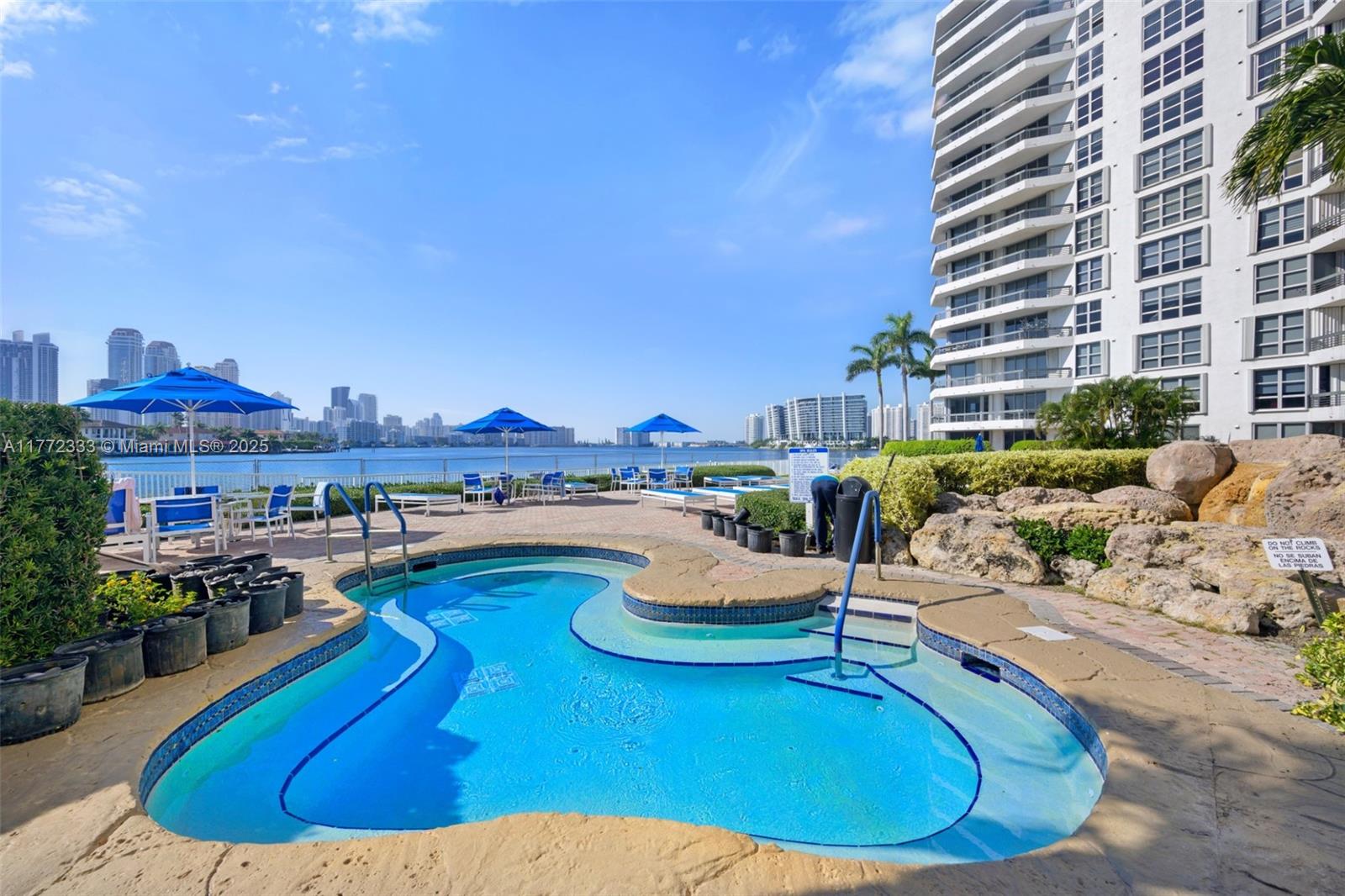 MYSTIC POINTE CONDO NO TH - Residential