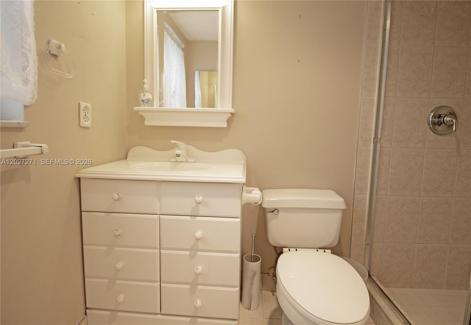 MEADOWS CONDO - Residential
