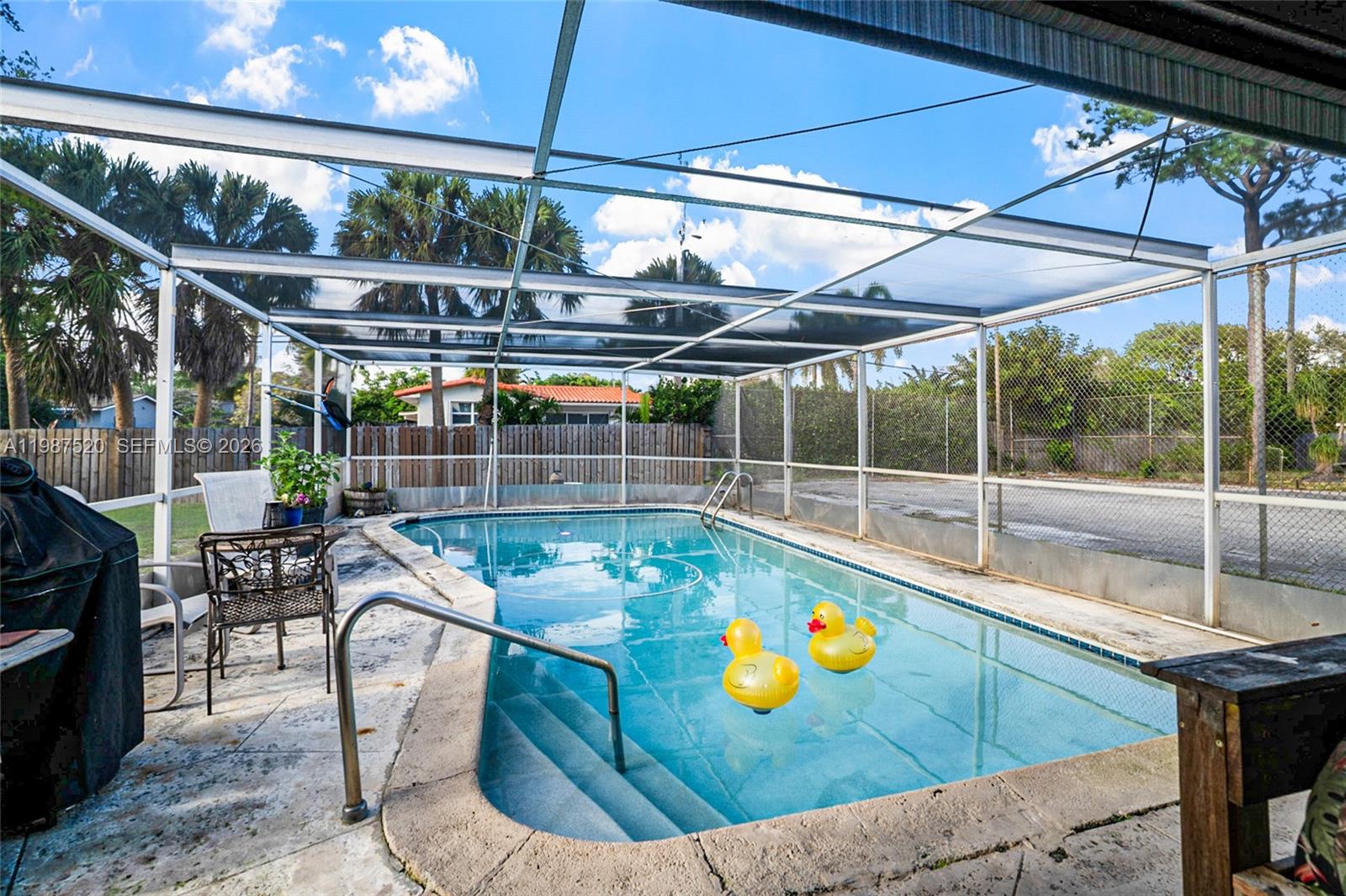 OAKLAND PARK 2ND ADD-RESU - Residential