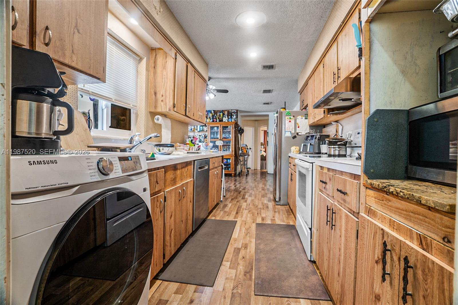 OAKLAND PARK 2ND ADD-RESU - Residential