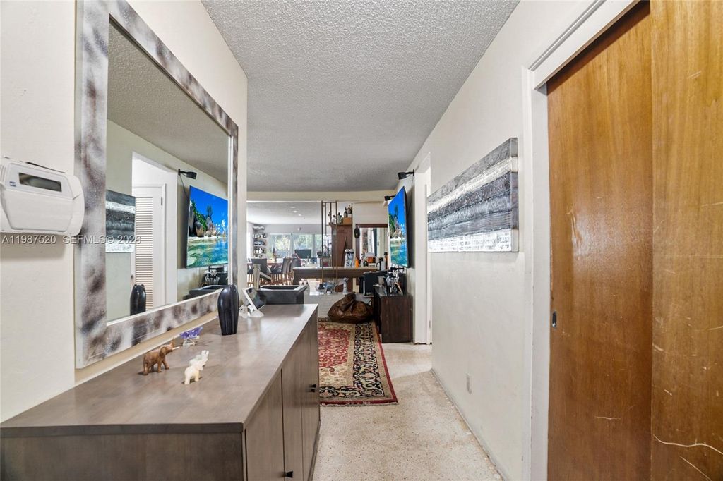 Photo of 1761 NE 37th St, Oakland Park, FL 33334 (MLS # A11987520)