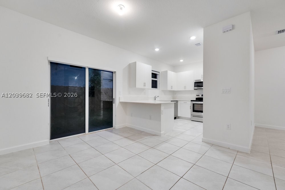 2615 SE 11th St 2615