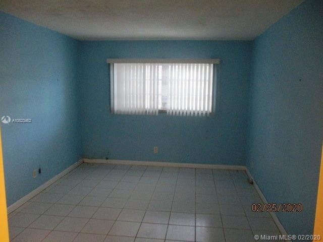 PARADISE VILLAS CONDO - Residential