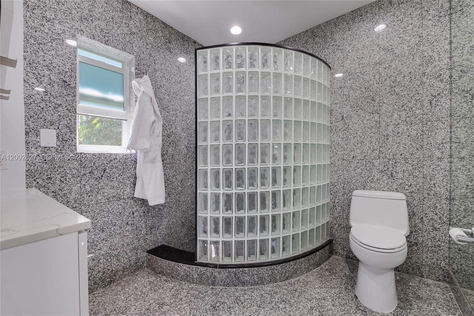 HAMMOCK PINES ESTATES - Residential Lease