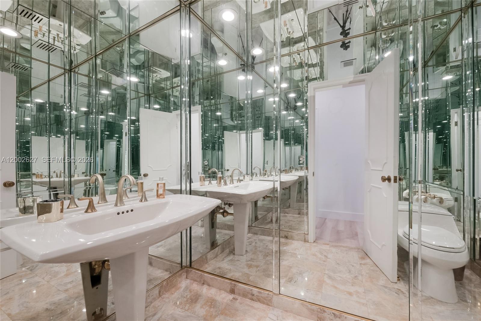 HAMMOCK PINES ESTATES - Residential Lease