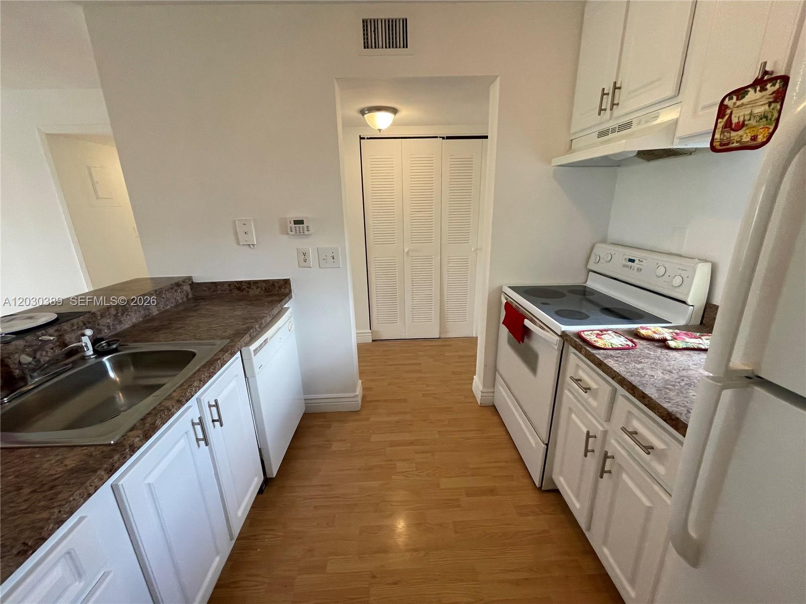8560 N Sherman Cir 504 - Image 1