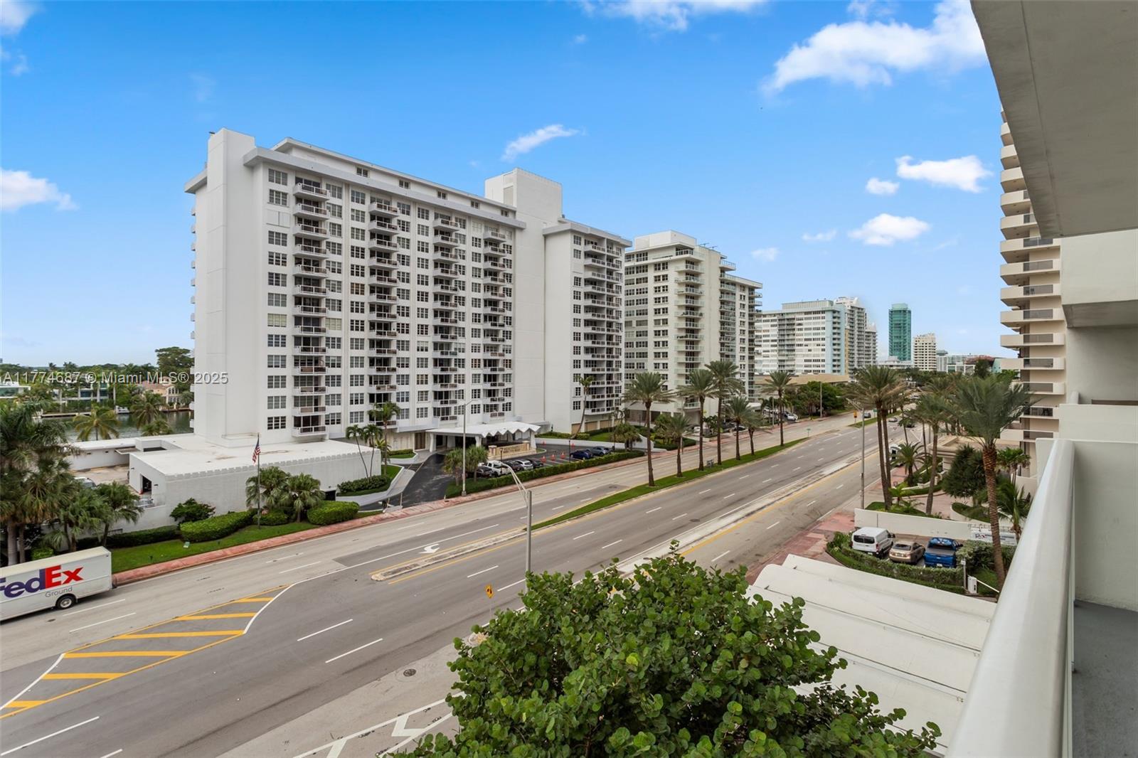 ARLEN BEACH CONDO - Residential
