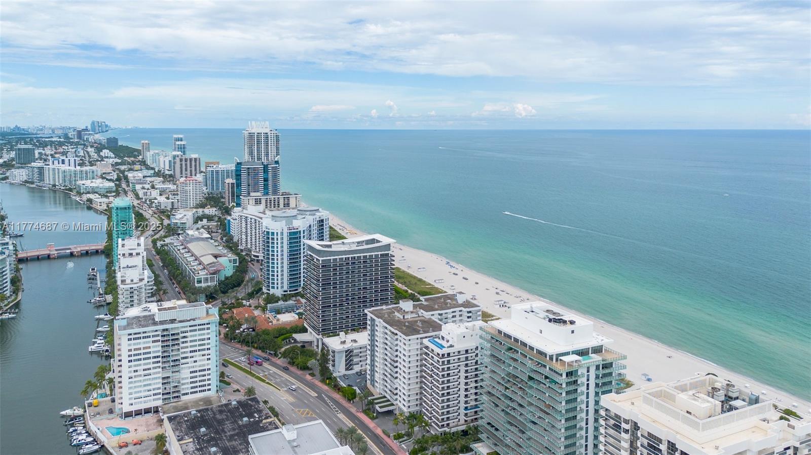 ARLEN BEACH CONDO - Residential