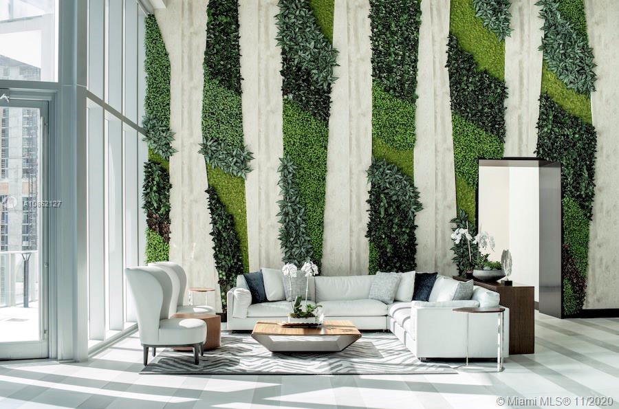 PARAMOUNT MIAMI WORLDCENT - Residential