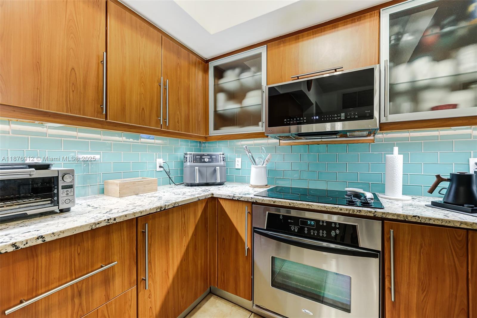 888 S Douglas Rd 1117