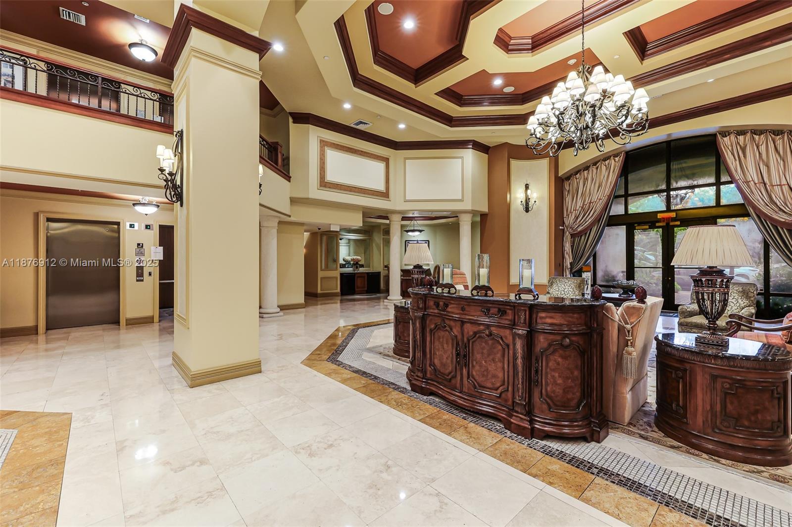 PUERTA DE PALMAS CONDO - Residential