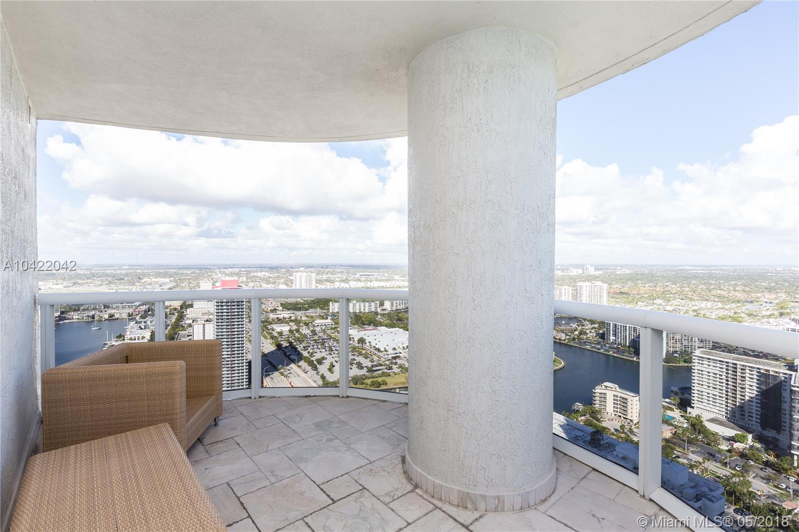 BEACH CLUB THREE CONDO - Residential